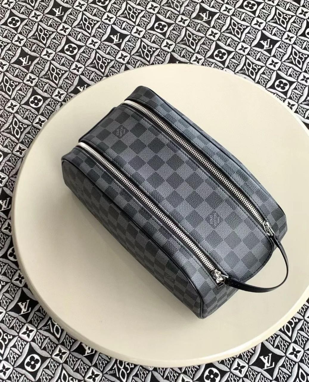 Trousse de Toilette Damier Élégance