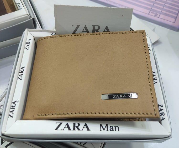 Billetera Zara Letra