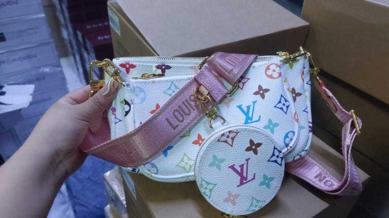 Multipochet Lv 59600285 050