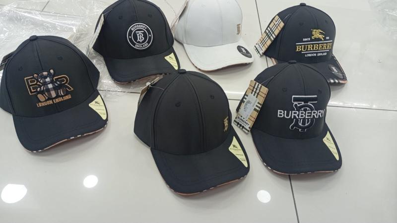 Burberry Gorra S/c Bs 135