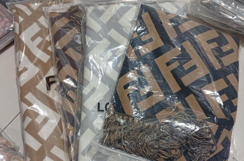 Pashmina Fendi - Bs 230