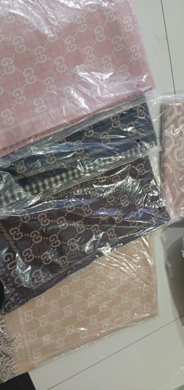 Pashmina Gucci Letra Pequena - Bs 230