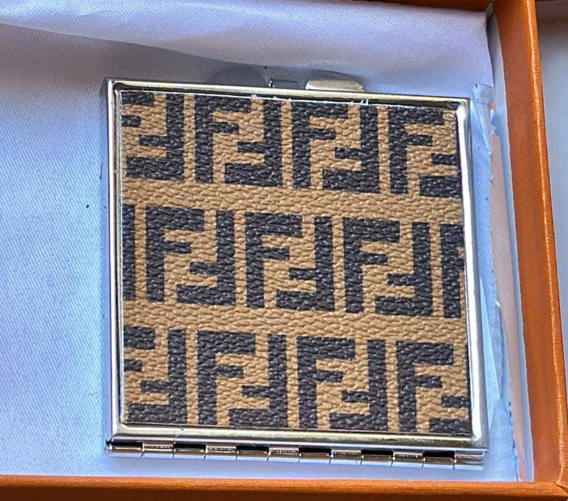 Espejo Fendi
