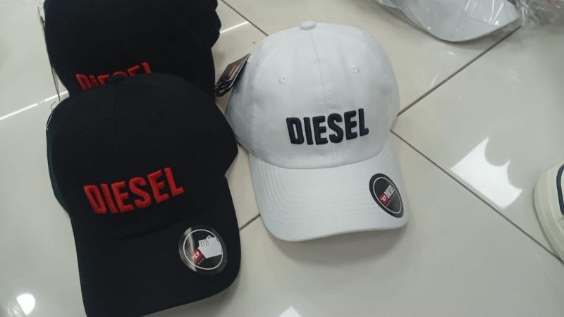 Diesel Gorro S/c Bs 135