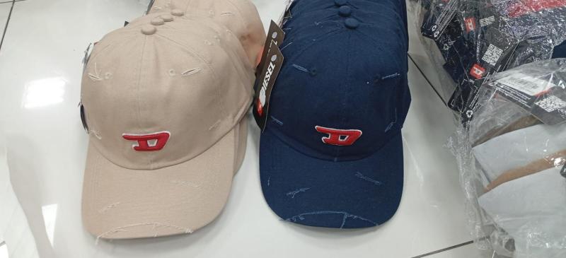 Gorro Diesel S/C BS. 135