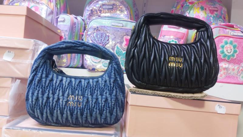 Cartera Miu Miu 803 039