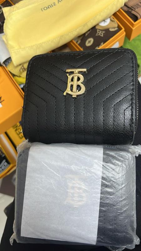 Billetera Burberry-07.5